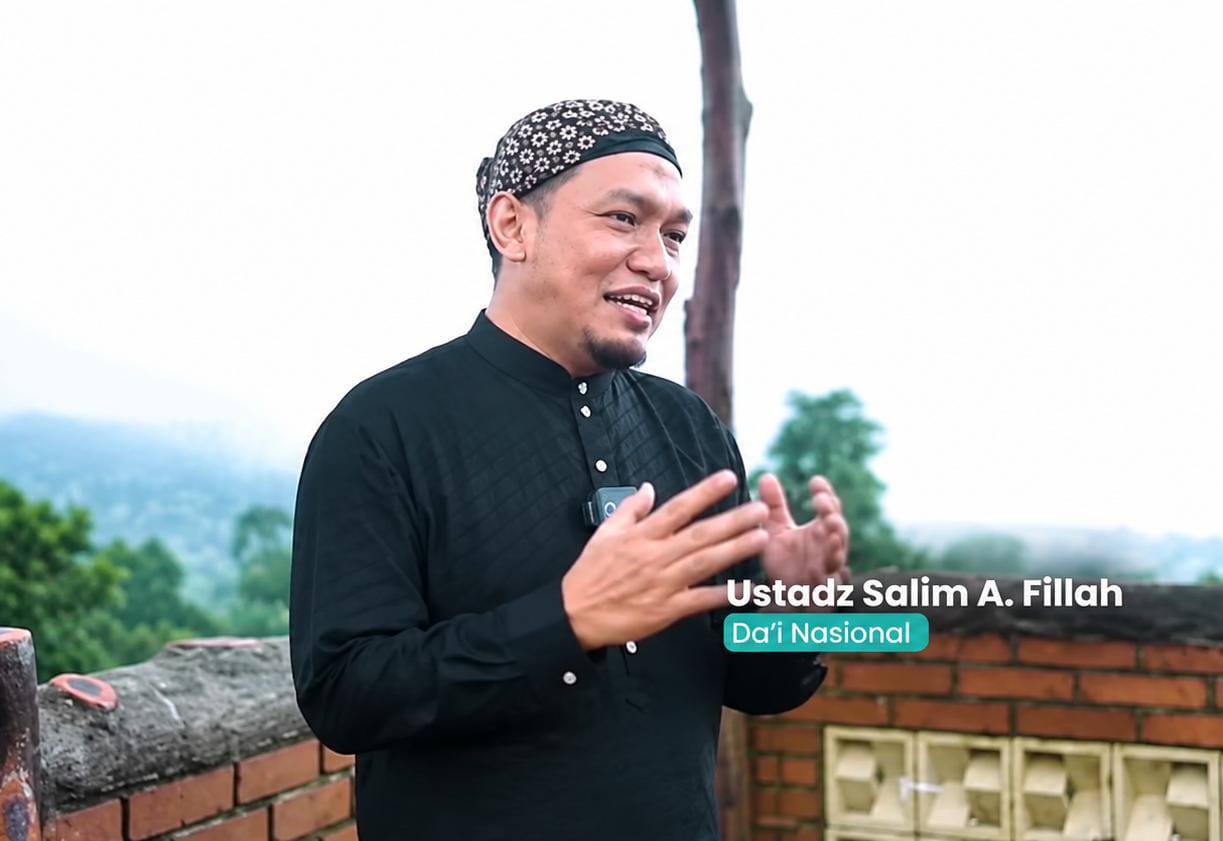Ustadz Salim A. Fillah